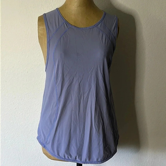 Lululemon  Sculpt tank top size 4  Light blue color great pre owned condition. - Picture 1 of 8